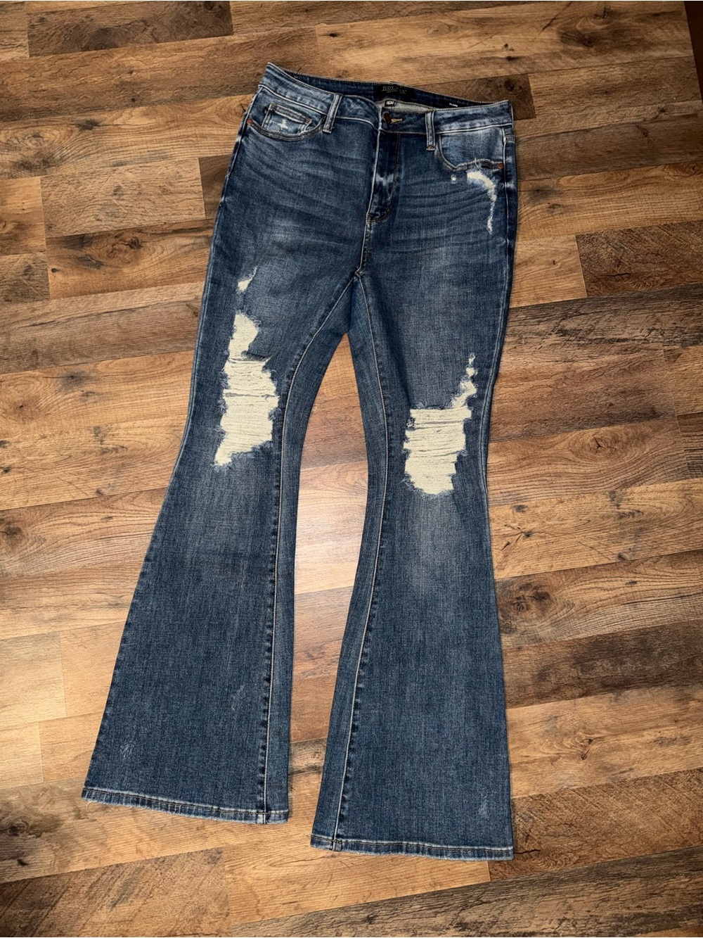 Judy Blue Flare Jeans
